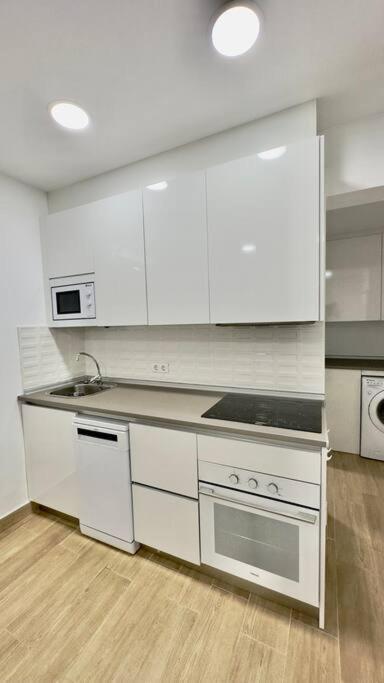 Rockside Residences Suites La Linea N3 La Linea de la Concepcion Ngoại thất bức ảnh