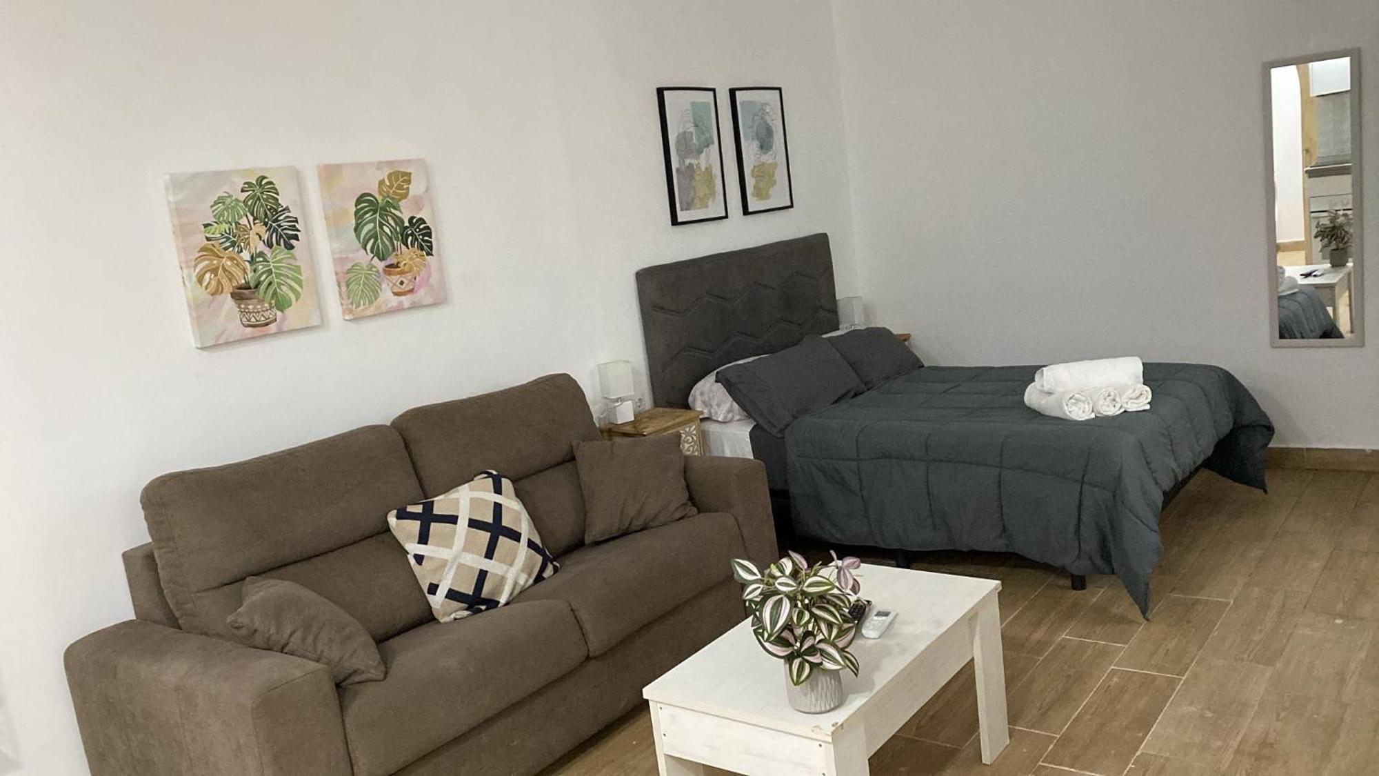 Rockside Residences Suites La Linea N3 La Linea de la Concepcion Ngoại thất bức ảnh